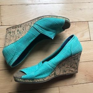 Toms peep toe wedges